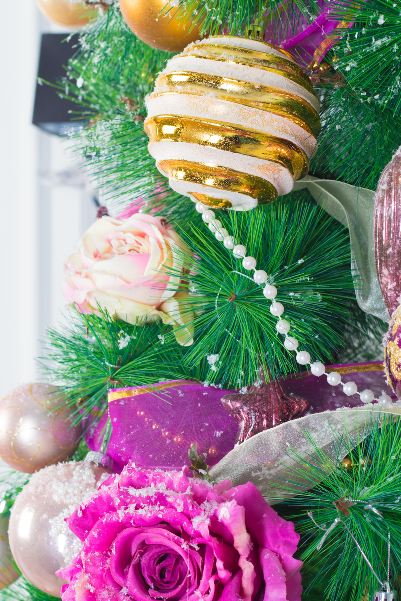 https://floristfinsbury.co.uk/blog/delve-into-the-meanings-of-flowers-tied-to-birth-months/